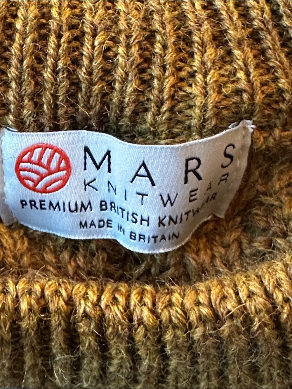 Mars UK MADE - 100% British Wool Fisherman Aran Cable Sweater - Picture 2 of 6